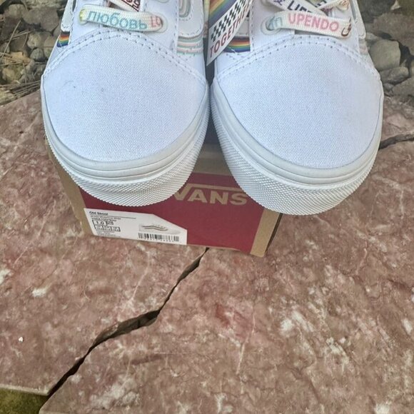 Kid's Vans Old Skool Sneaker Shoes Size 1/31.5EU Pride White Pride Youth Shoes - Picture 3 of 8